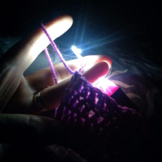 Croseta cu LED pentru crosetat in intuneric - 5mm - Crochet Lite