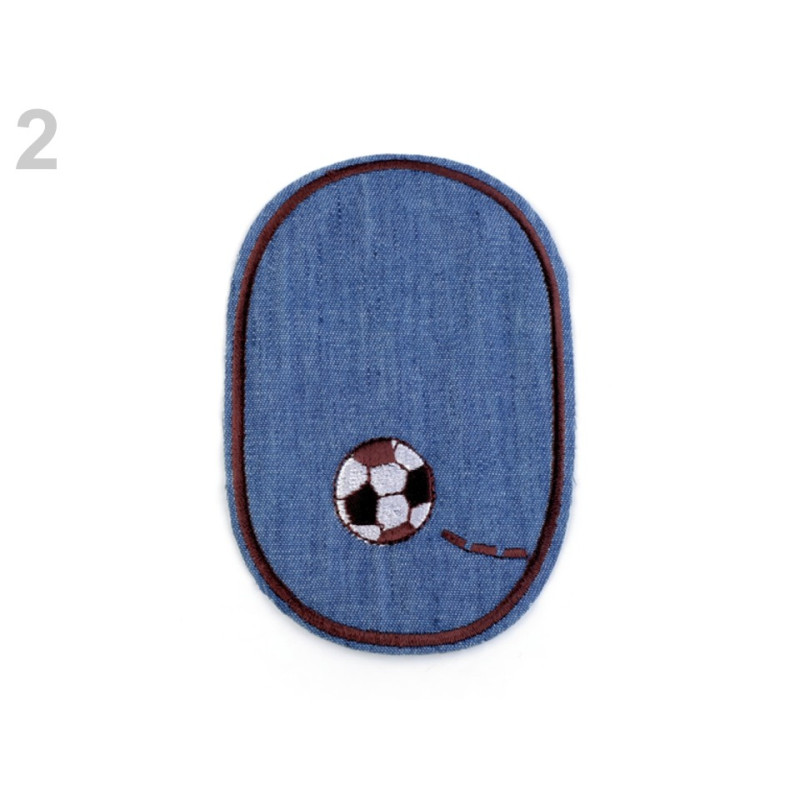 Aplicatie termoadeziva Jeans, cu minge fotbal rosie, fundal albastru deschis